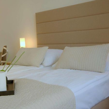 Irs Royal Apartments Apartamenty Irs Trzy Zagle Danzica Esterno foto