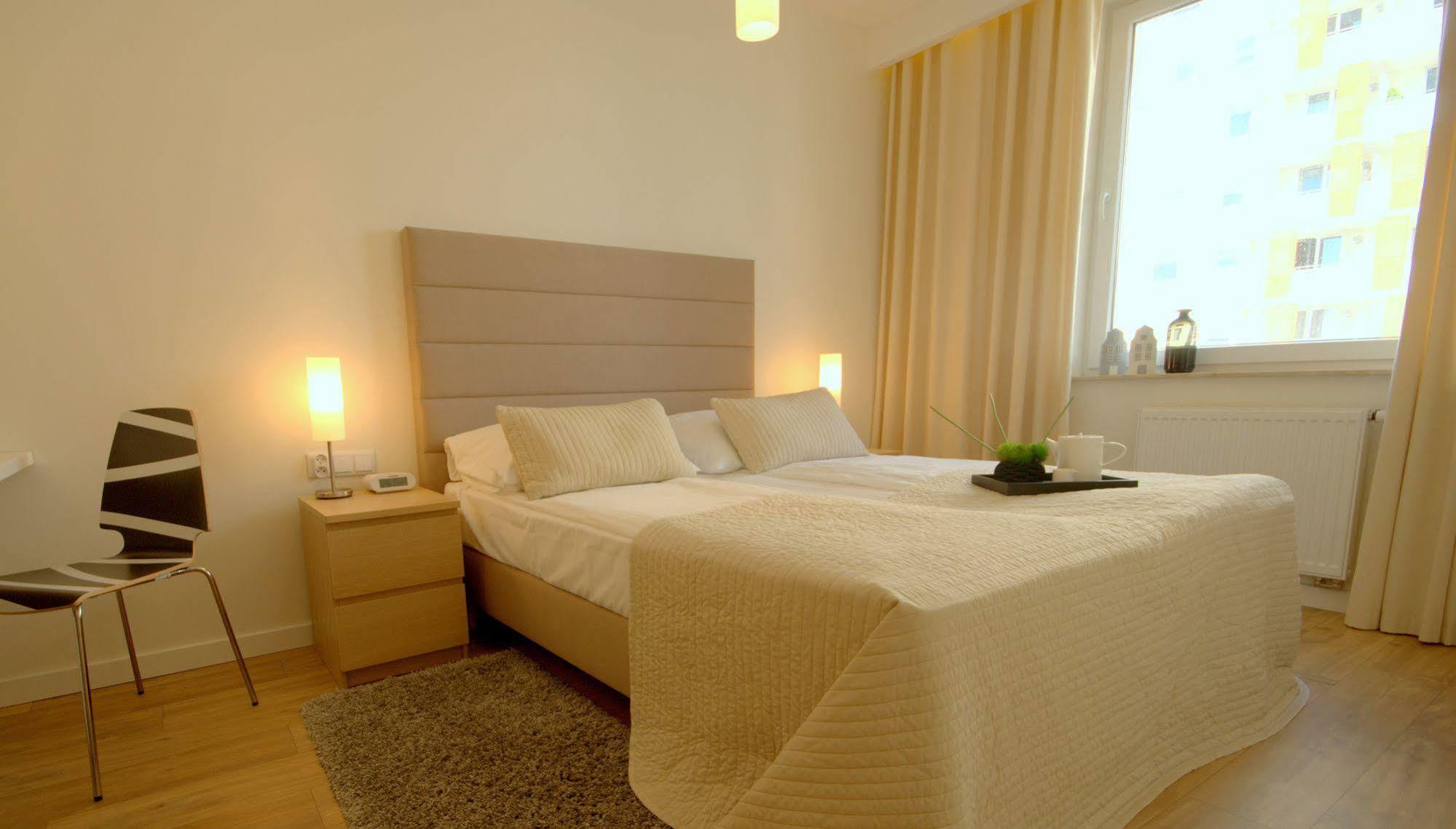 Irs Royal Apartments Apartamenty Irs Trzy Zagle Danzica Esterno foto