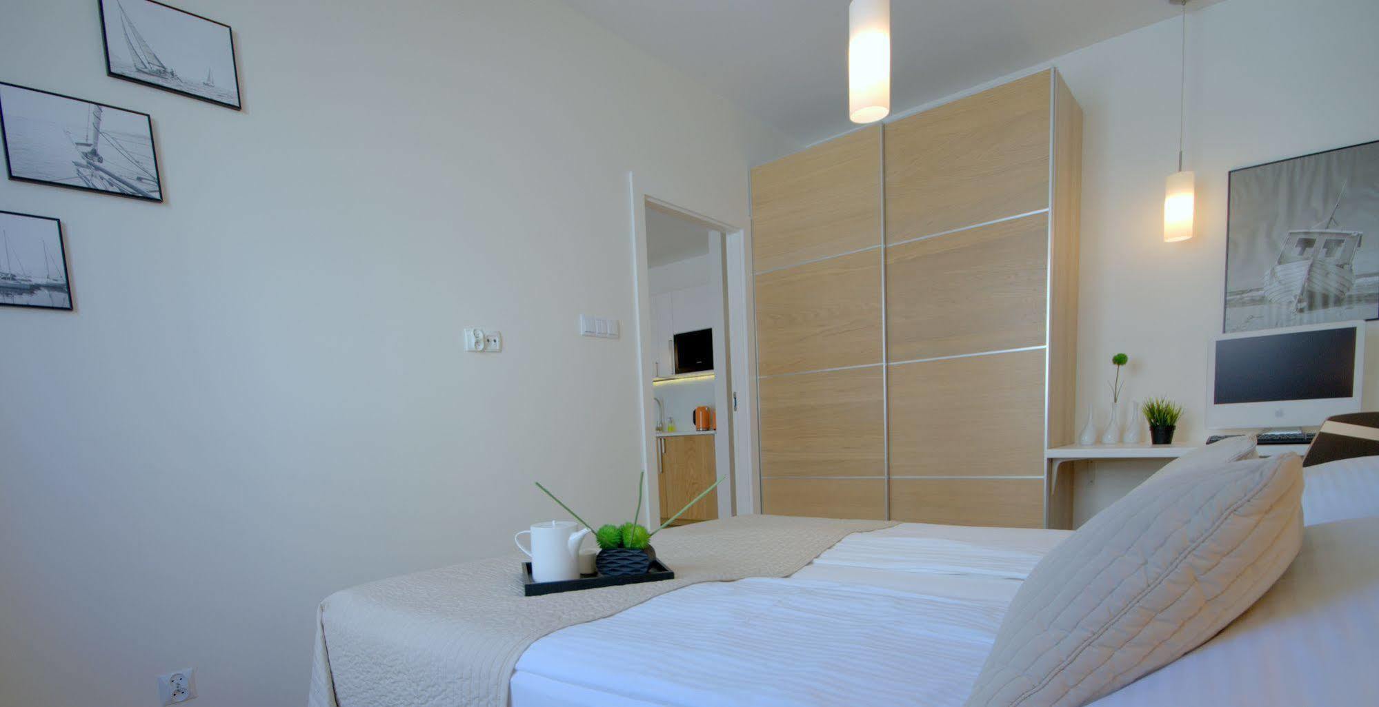 Irs Royal Apartments Apartamenty Irs Trzy Zagle Danzica Esterno foto