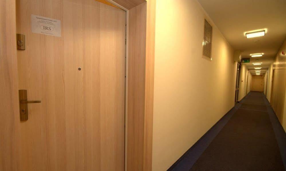 Irs Royal Apartments Apartamenty Irs Trzy Zagle Danzica Esterno foto